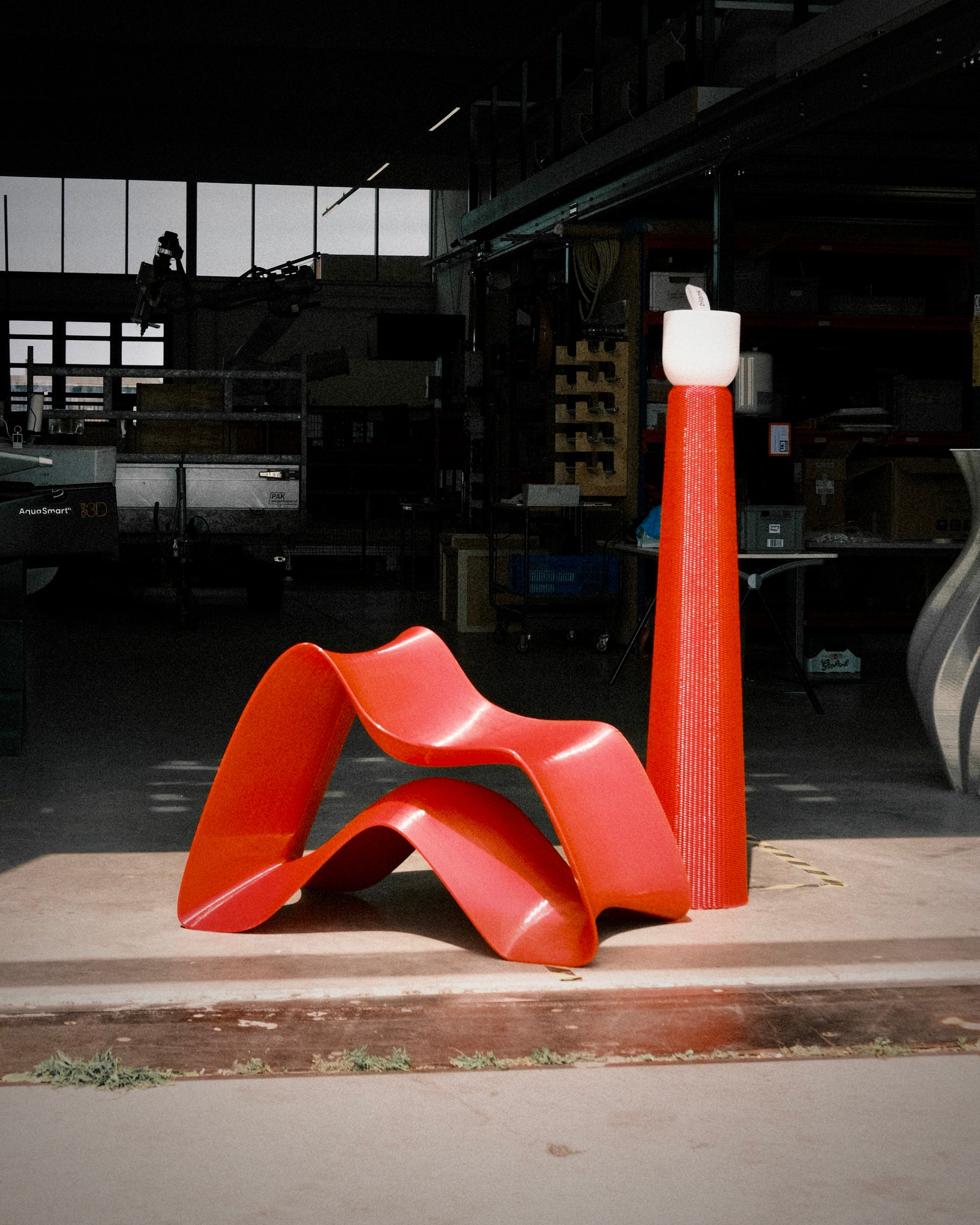 Sima Lounge Chair