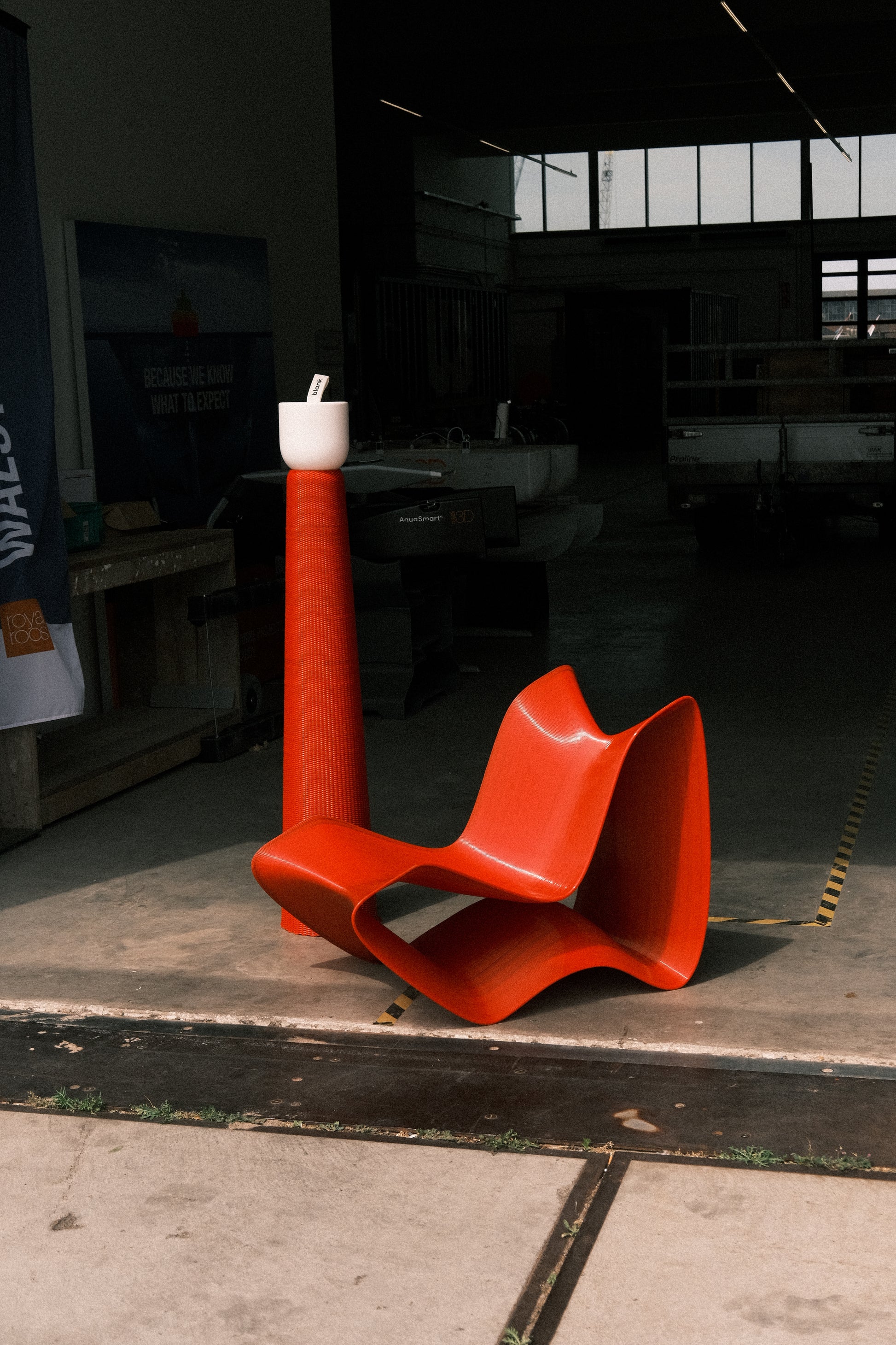 Sima Lounge Chair
